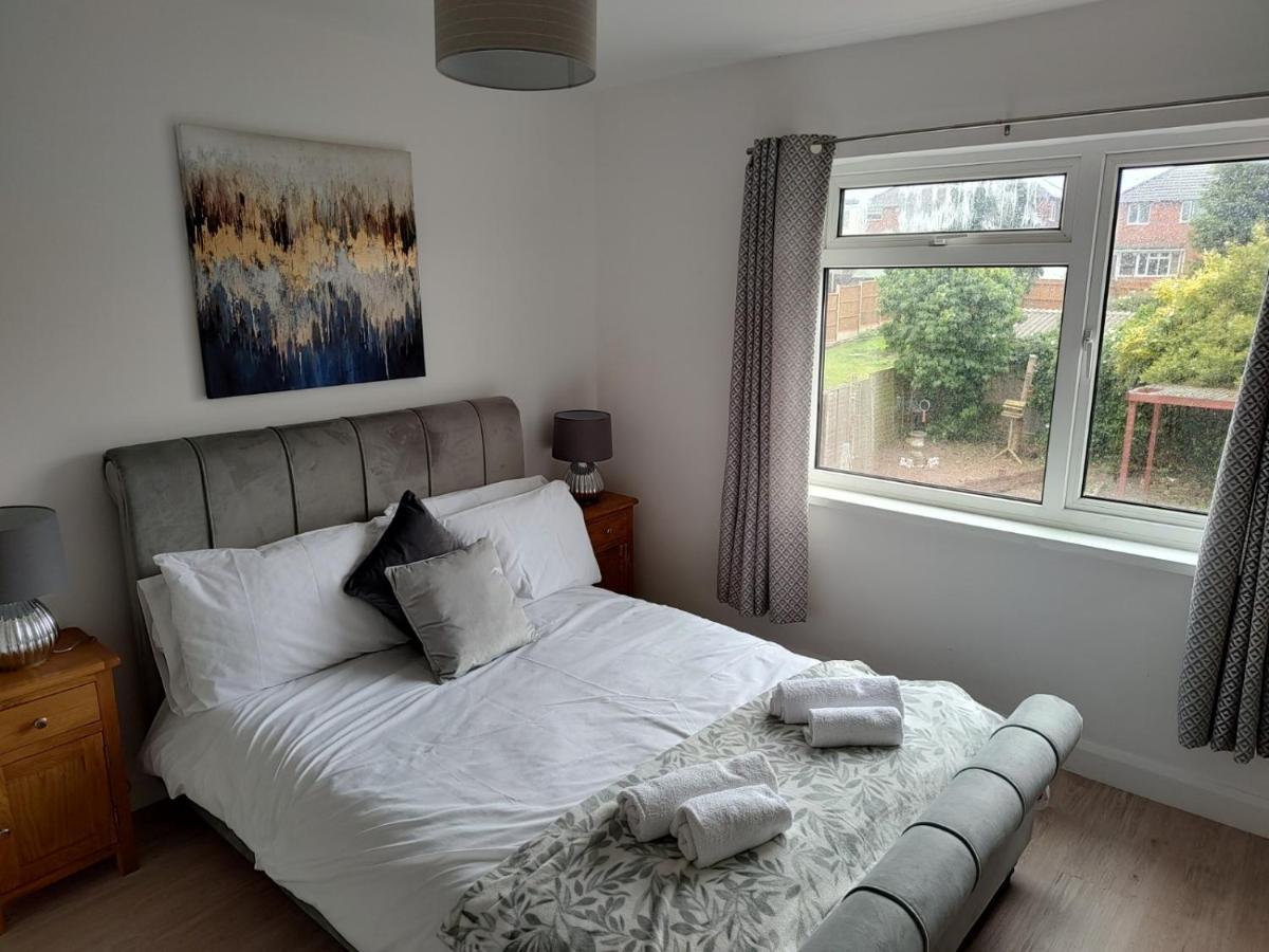 Wavertree Drive 3 Bed Contractor Home In Лестер Екстер'єр фото
