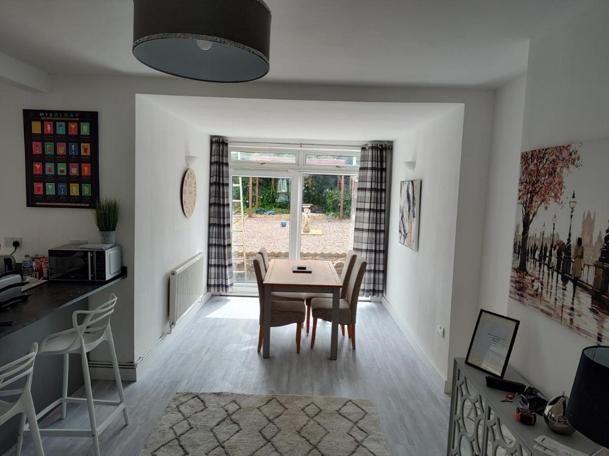 Wavertree Drive 3 Bed Contractor Home In Лестер Екстер'єр фото