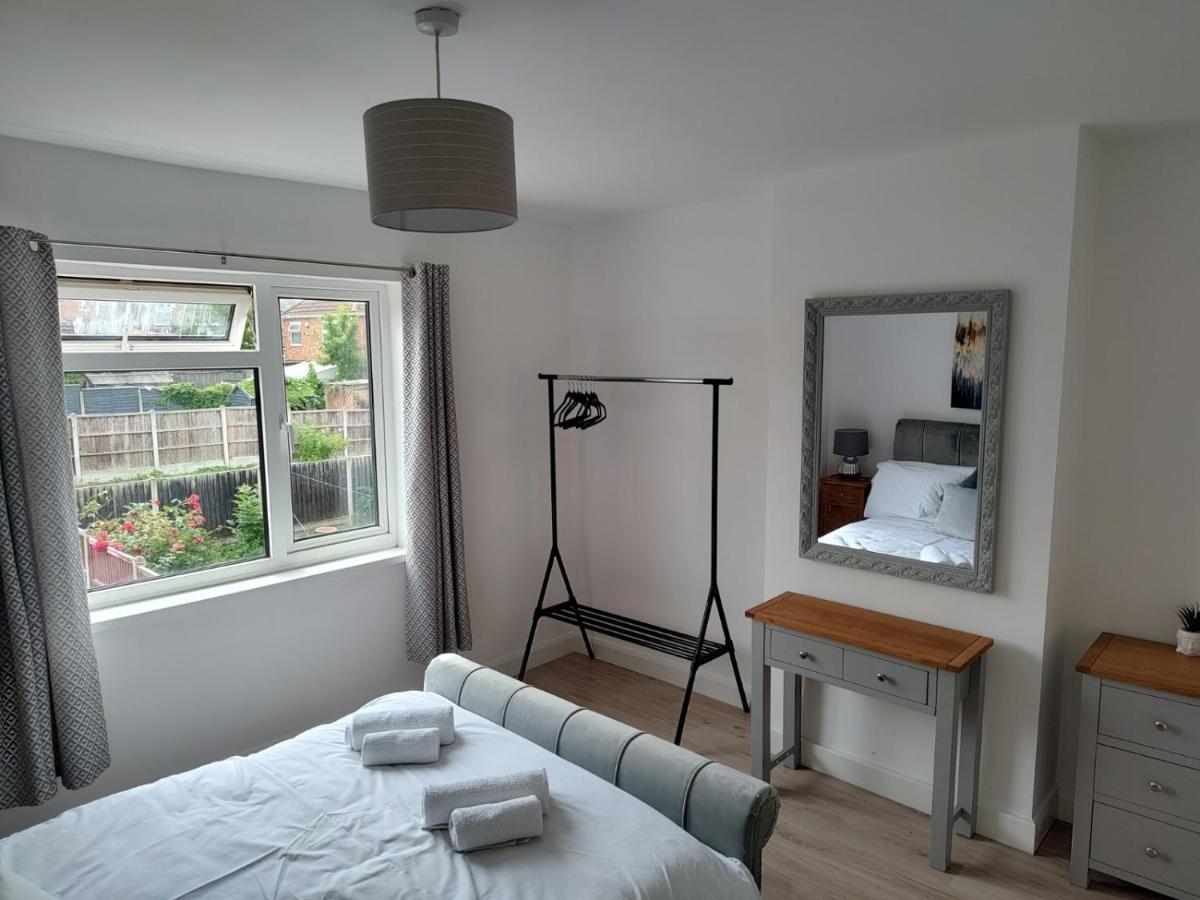 Wavertree Drive 3 Bed Contractor Home In Лестер Екстер'єр фото