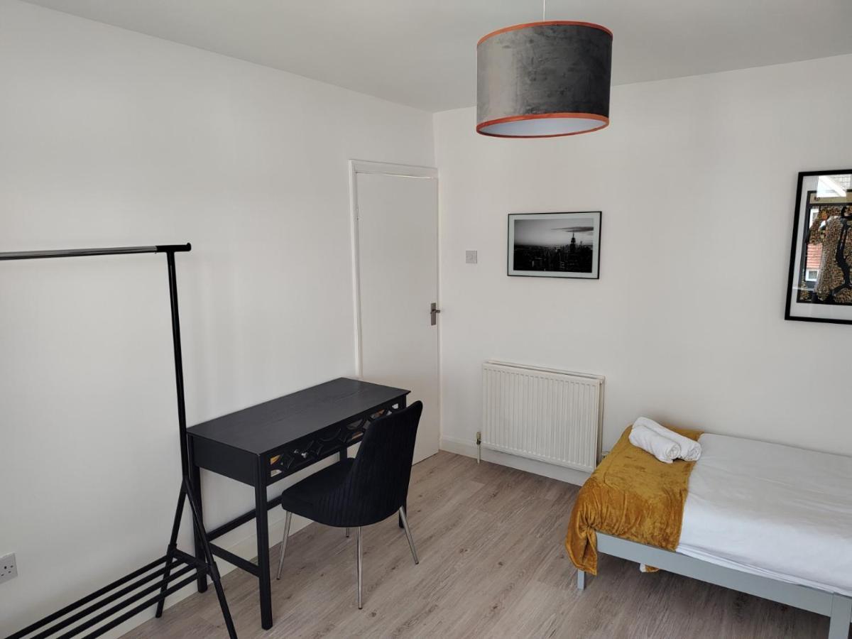 Wavertree Drive 3 Bed Contractor Home In Лестер Екстер'єр фото