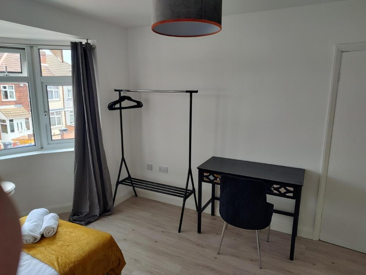 Wavertree Drive 3 Bed Contractor Home In Лестер Екстер'єр фото